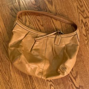 COACH Natural / Camel Hobo Shoulder Bag